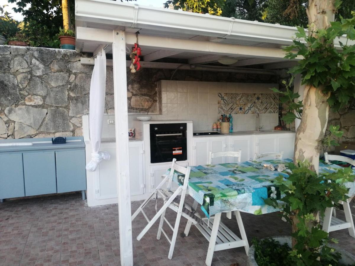 Villa Relax Amore Le Lamie di Olimpe Esterno foto
